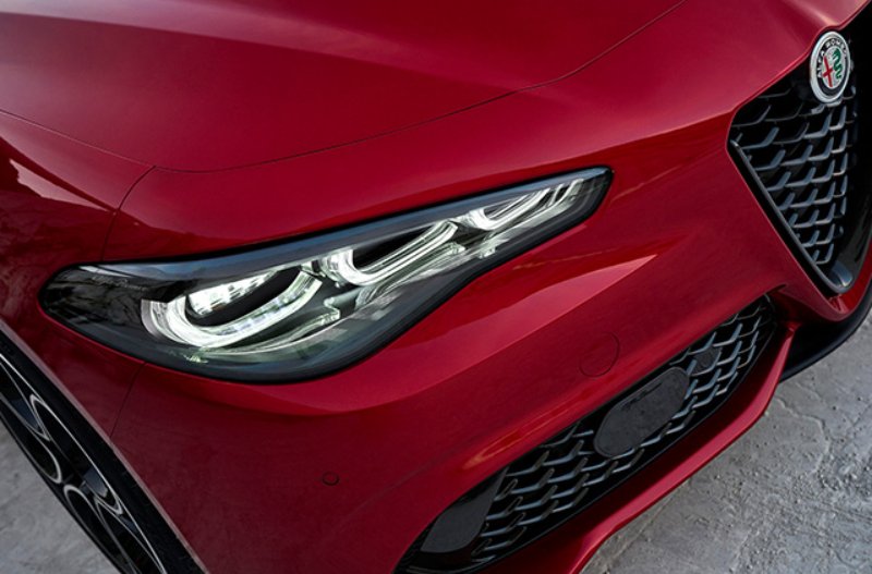 close up of the headlights