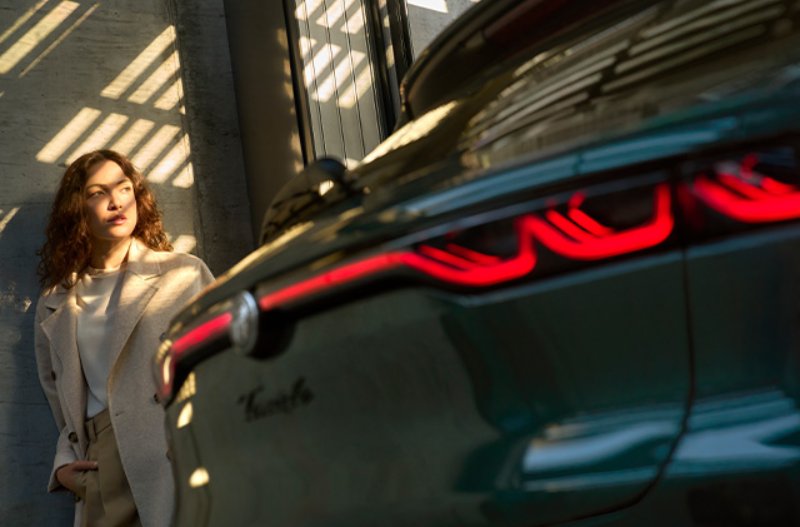 close up of the rear lights of the car