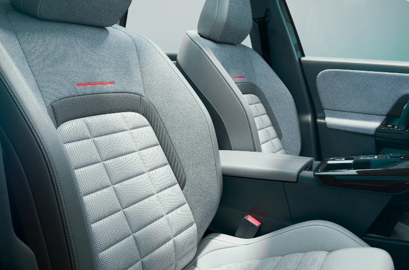 pan shot of the first front seats
