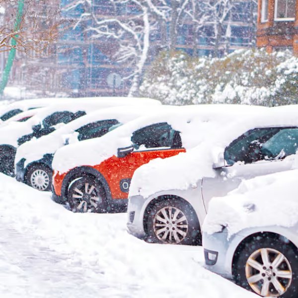 stanley_garages_driving_snow
