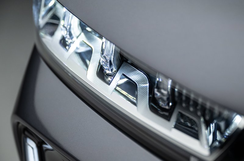close up of the headlights